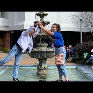 Meet your Posher, Violet